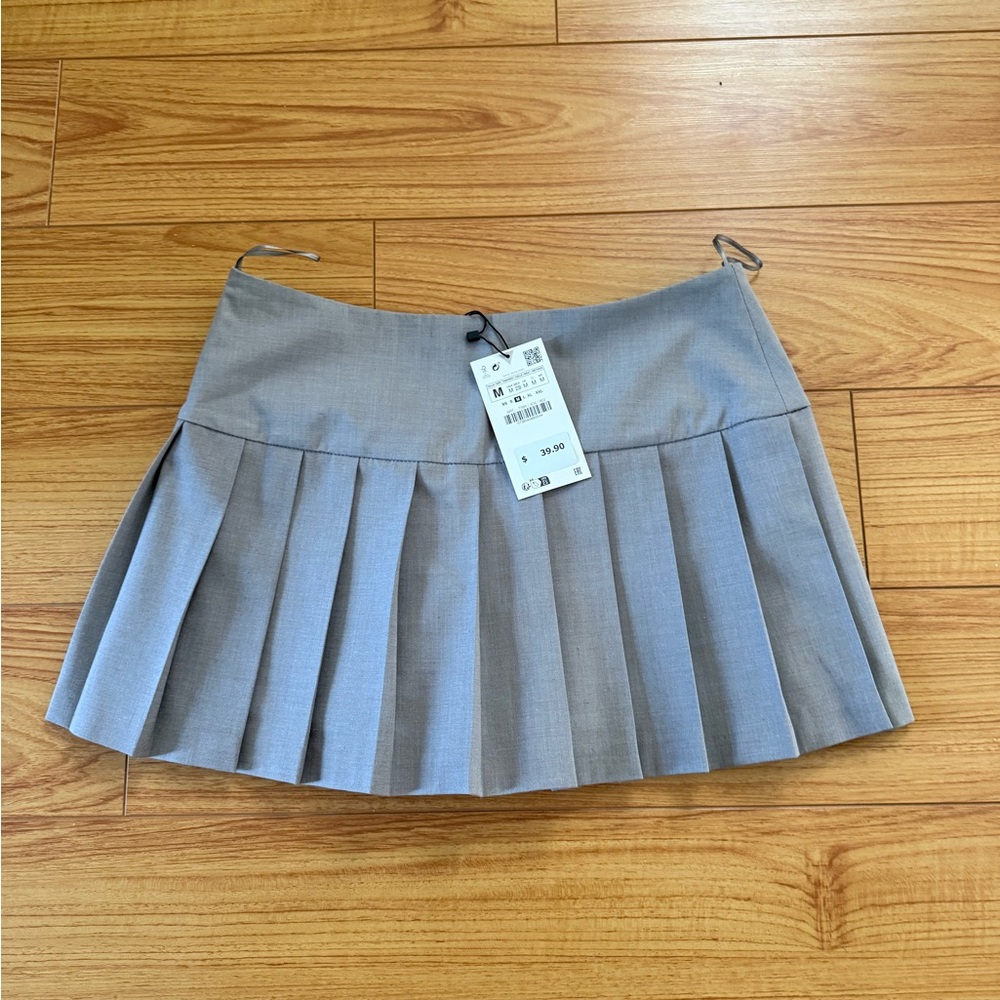 NWT | Zara mini skort